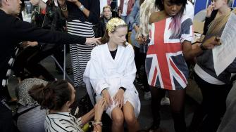 La Fashion Week londinense cumple 40 años en un contexto económico difícil